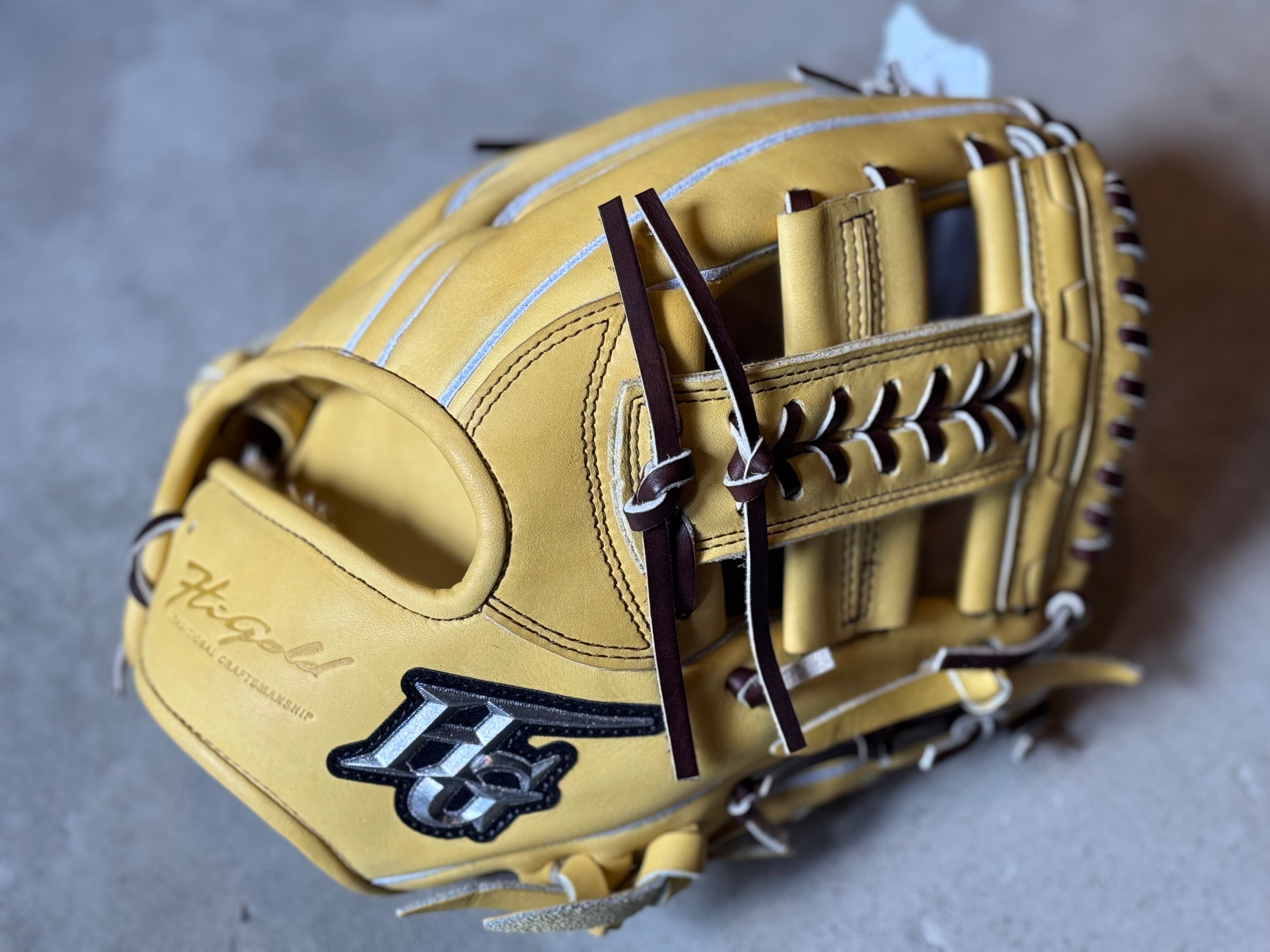己極シリーズ2025モデル【Hi-GOLD】硬式用グローブ 内野手用 Bゴールド