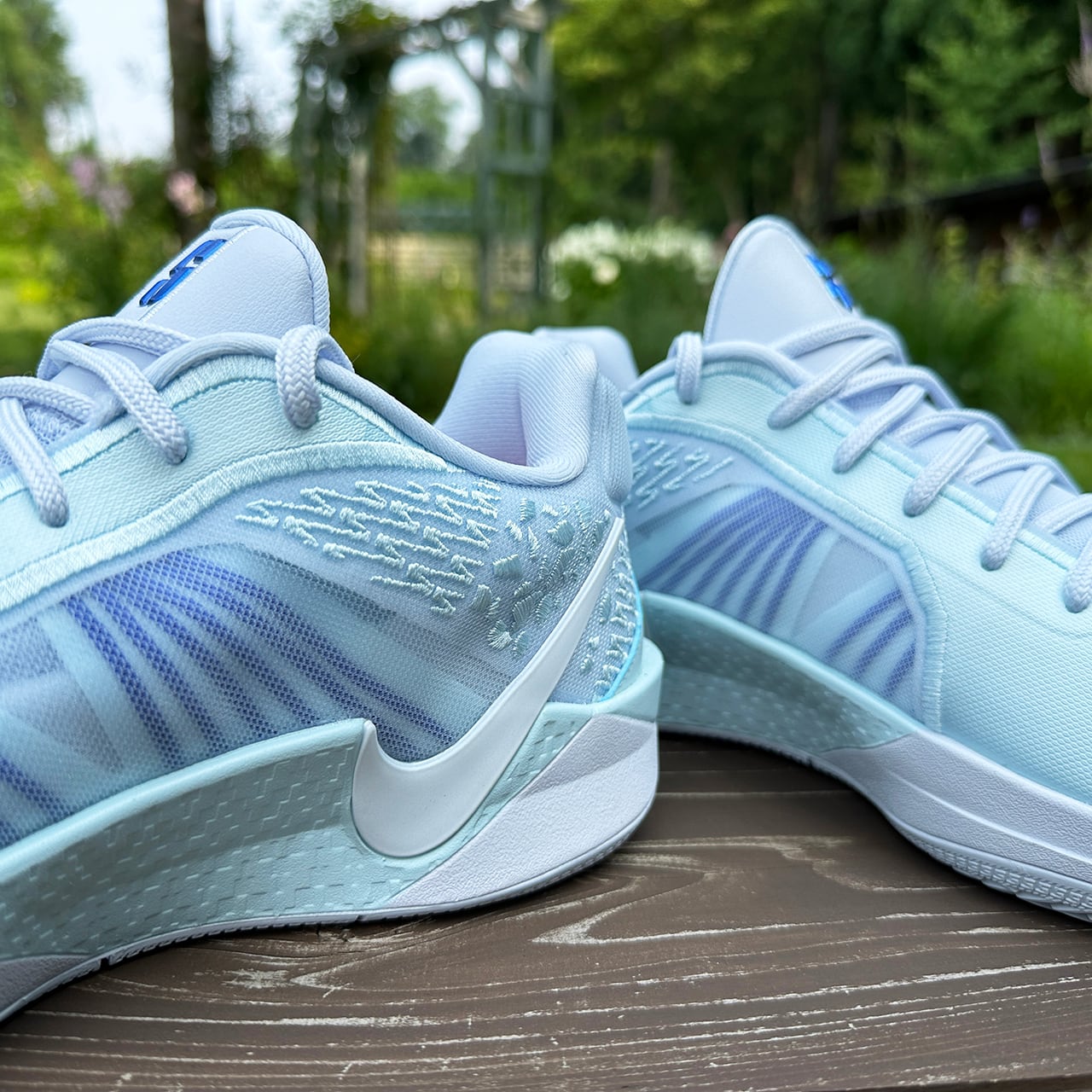 Nike WMNS Sabrina 2 EP 