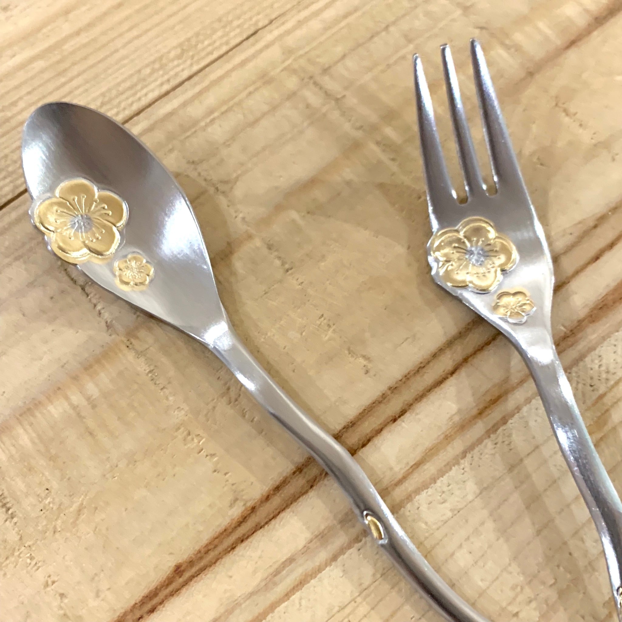 紅梅 スプーン・フォーク | 24to3［西富陶磁器オンラインストア 有田焼