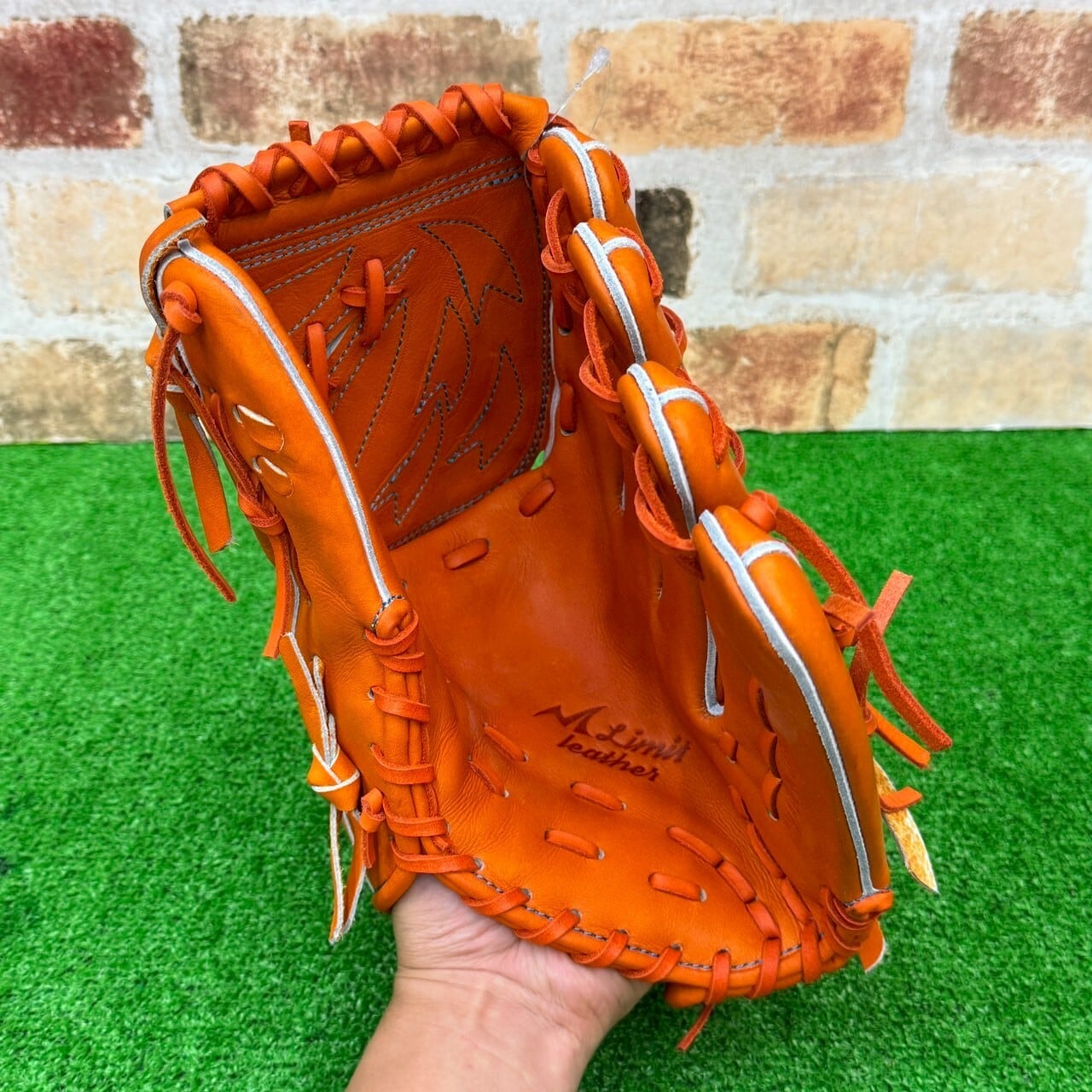 SNSで話題】No Limit ノーリミット 硬式投手用 KSR-02型 オレンジ