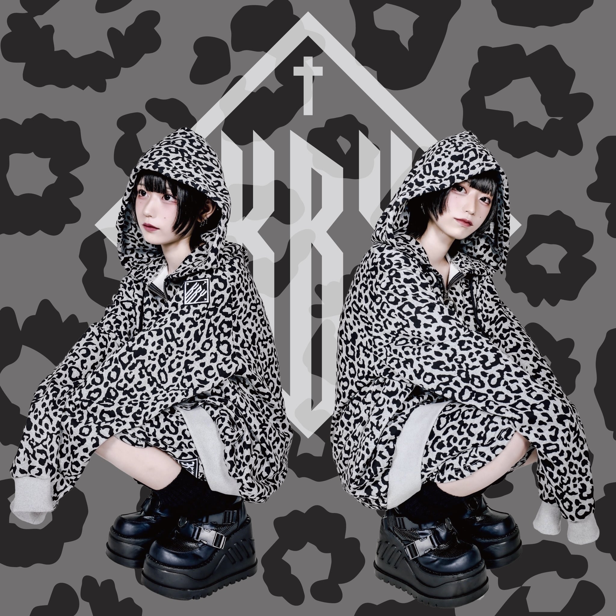 URA」豹柄パーカ | KRY clothing