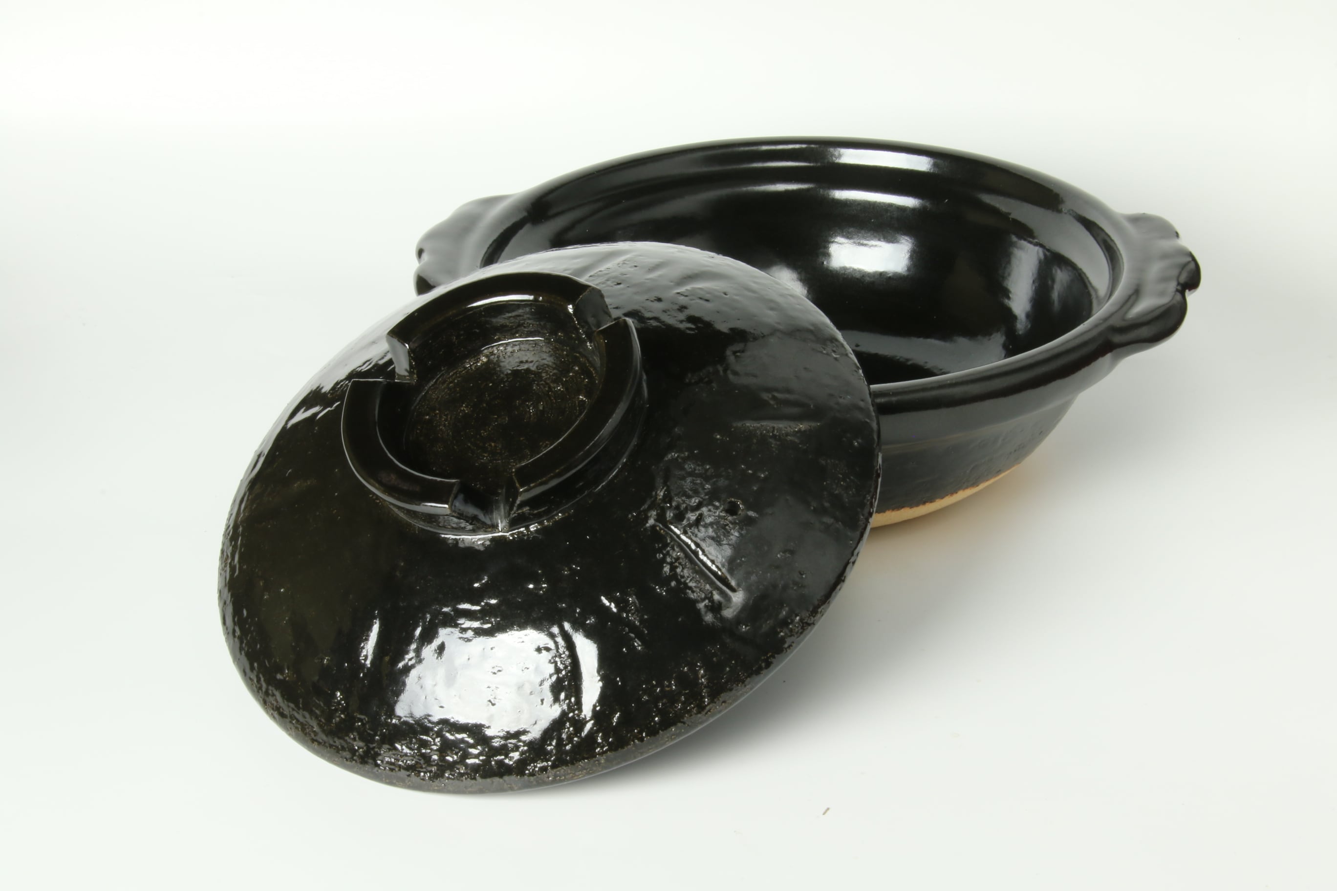 雲井釜　土鍋　八寸 924>雲井窯8寸土鍋(黒)〈2〜3人用〉 信楽焼 | 陶香堂オンラインストア