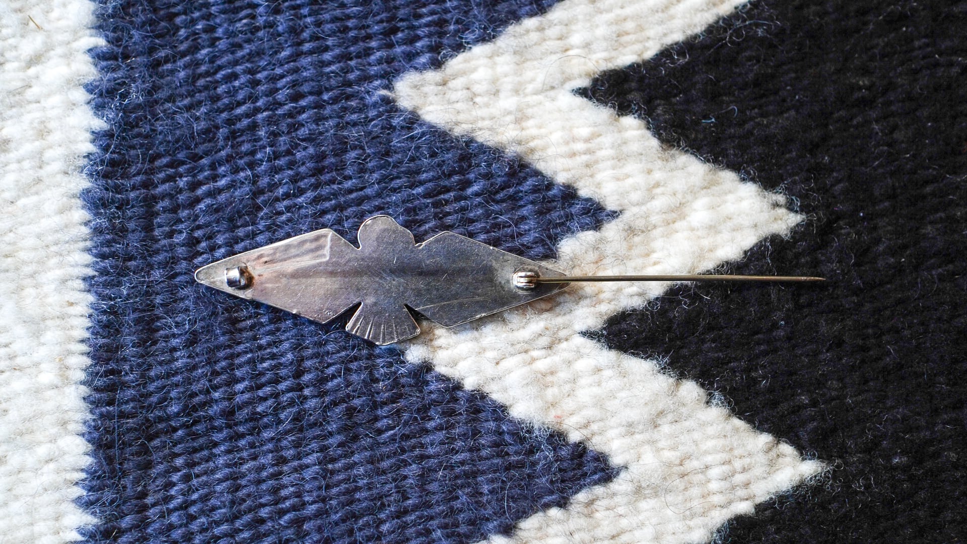 1940-1950s】ナバホ ターコイズ & サンダーバード ピン 《ネイティブ