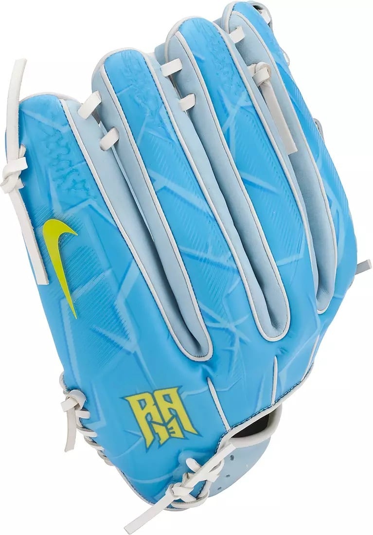 ナイキ バイパー エリート ロナルド・アクーニャ Jr 選手モデル 硬式