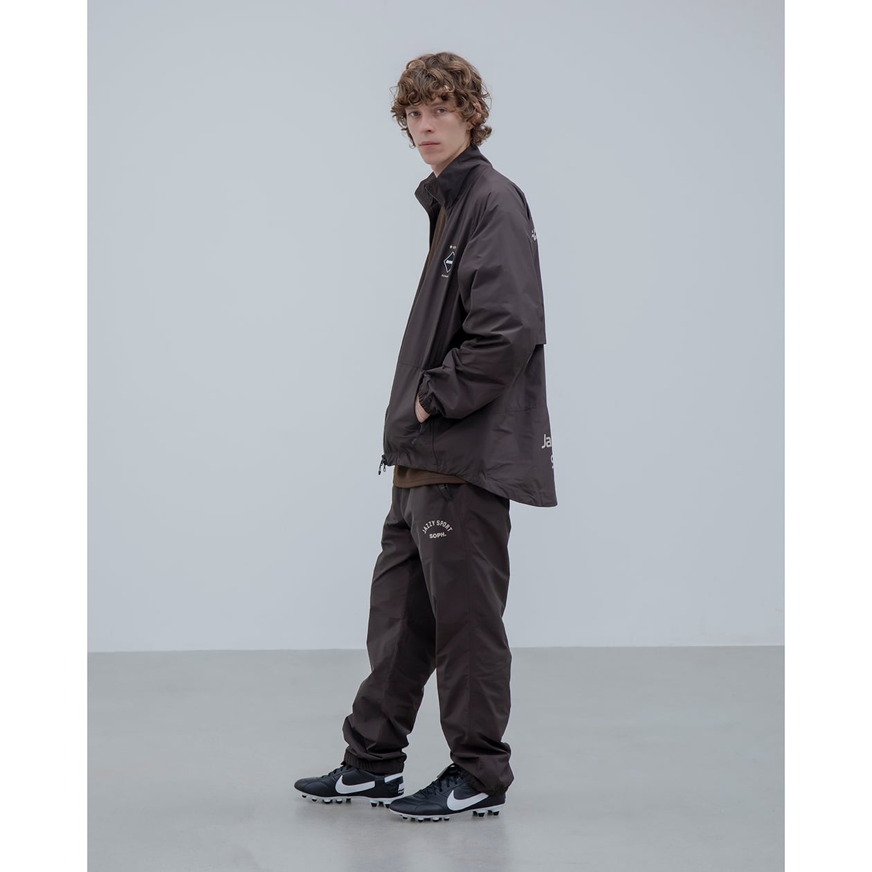 F.C. Real Bristol】Soph. // Jazzy Sport - Long Taiil Warm Up