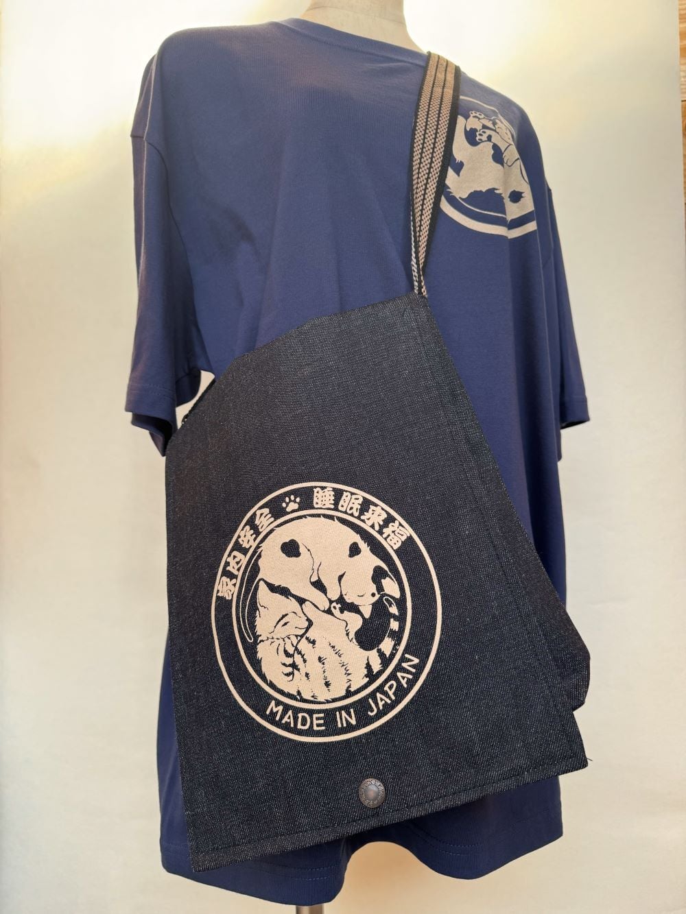 岡山デニム「にゃおとら」ショルダーバッグ（B） Japanese shoulder