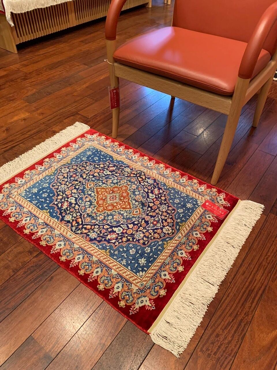 トルコシルク絨毯【HSJ-1303-01894-P】 | artline