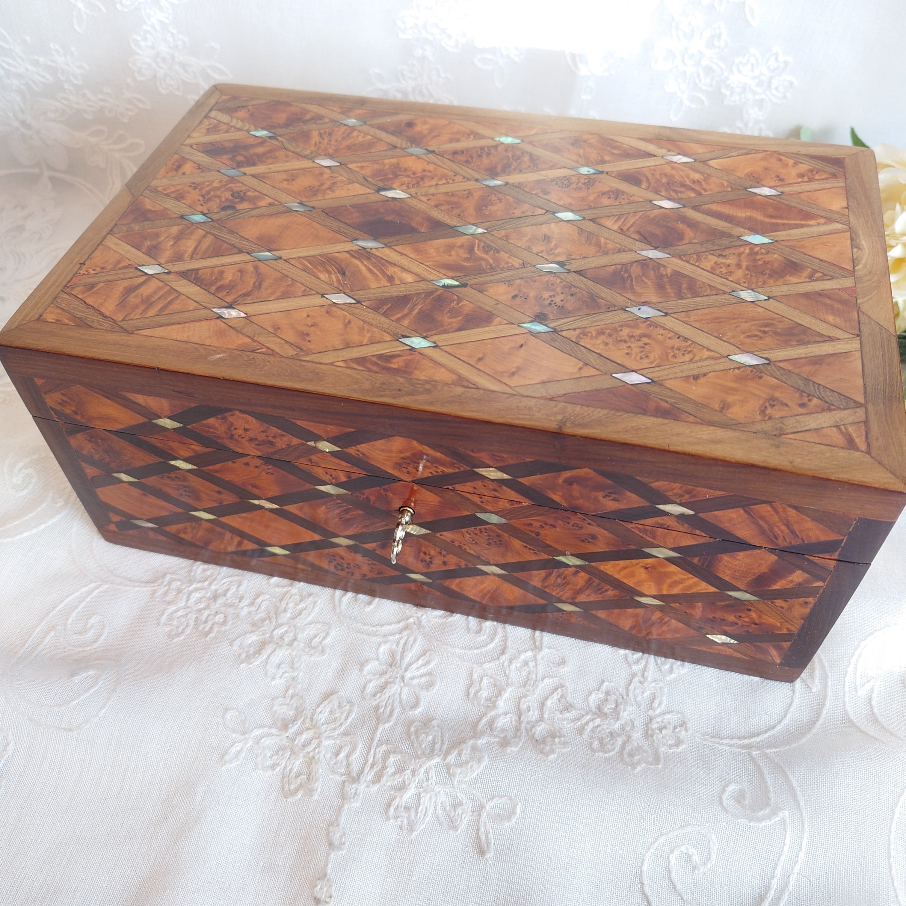 イギリス ティーキャディーボックス ウォールナット | アンティーク