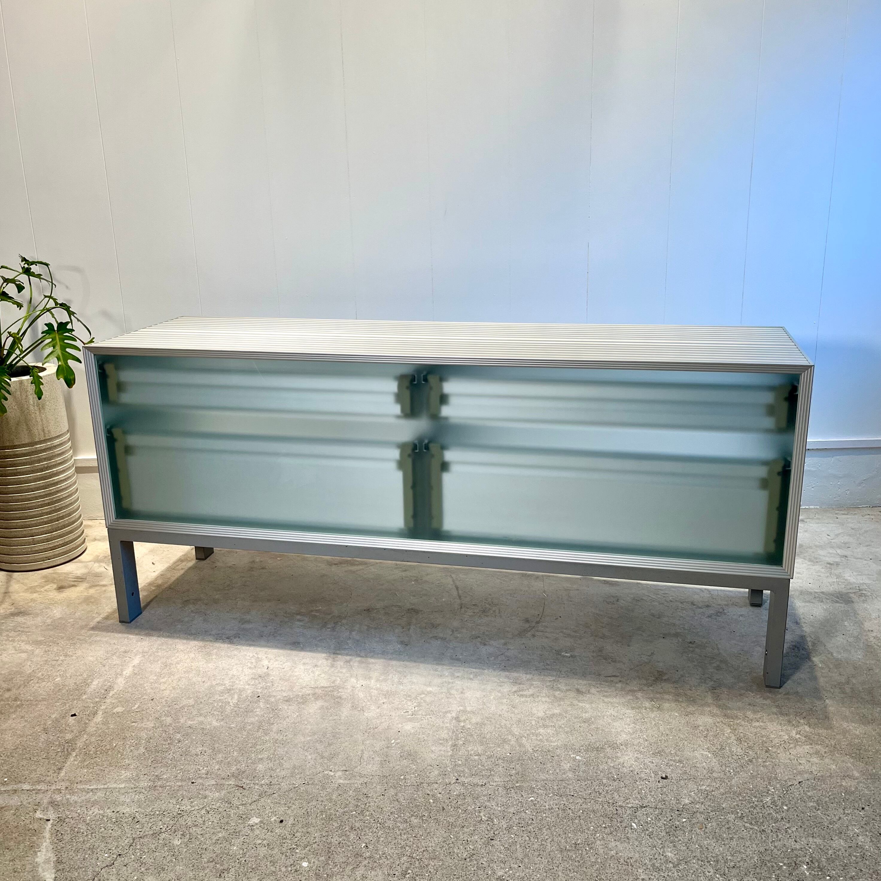 driade PANDORA サイドボード | TUP