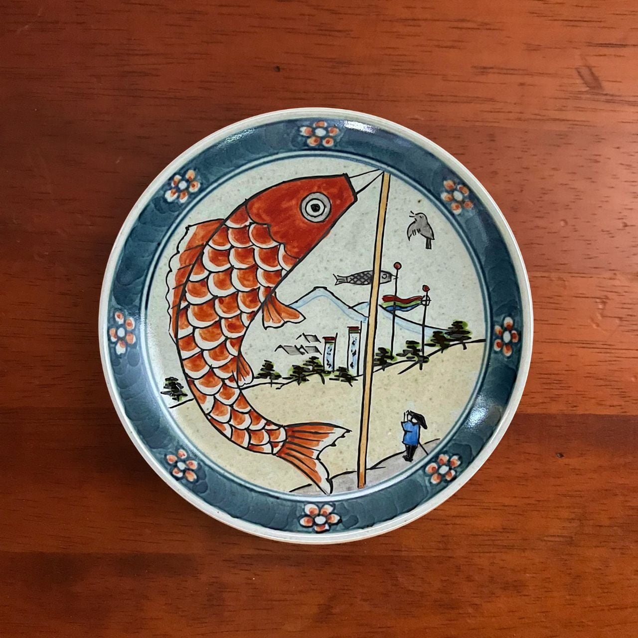 有田焼 円左エ門窯 手描き 端午の節句［鯉のぼり］飾り皿（赤