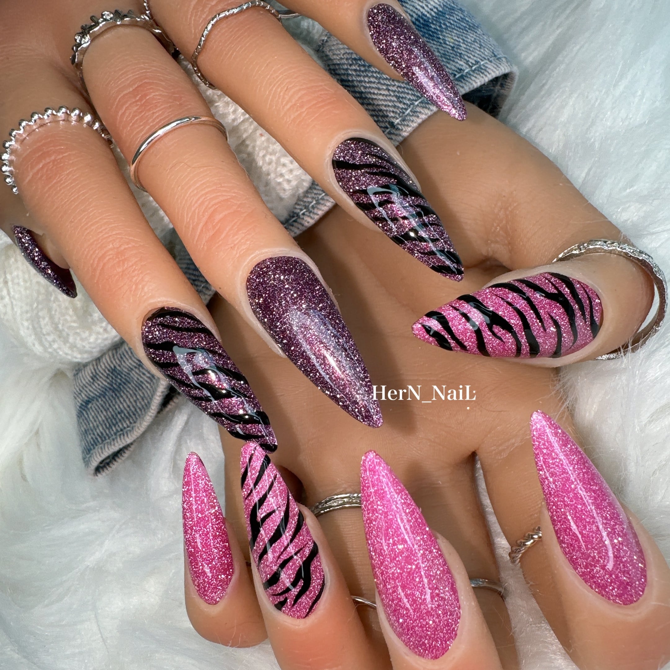 現品販売】≪フラッシュ≫ピンクパープルゼブラネイルチップ | HerN