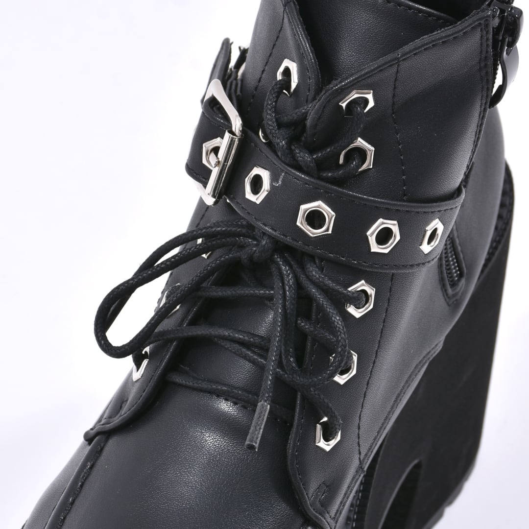 1/7 全サイズ再入荷！】ベルト×チェーン厚底ブーツ(ヒールタイプ