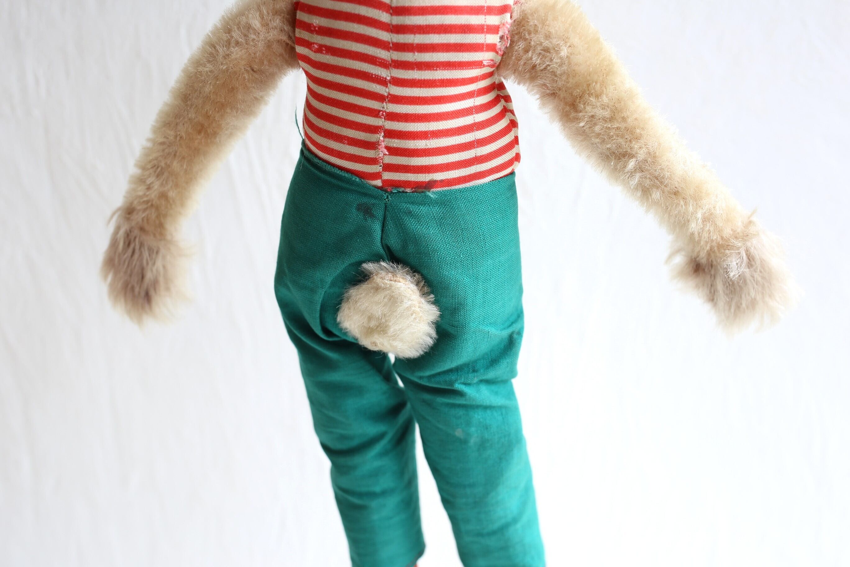 シュコー・ビゴベロ 女の子のウサギのぬいぐるみ 33cm ビンテージ品