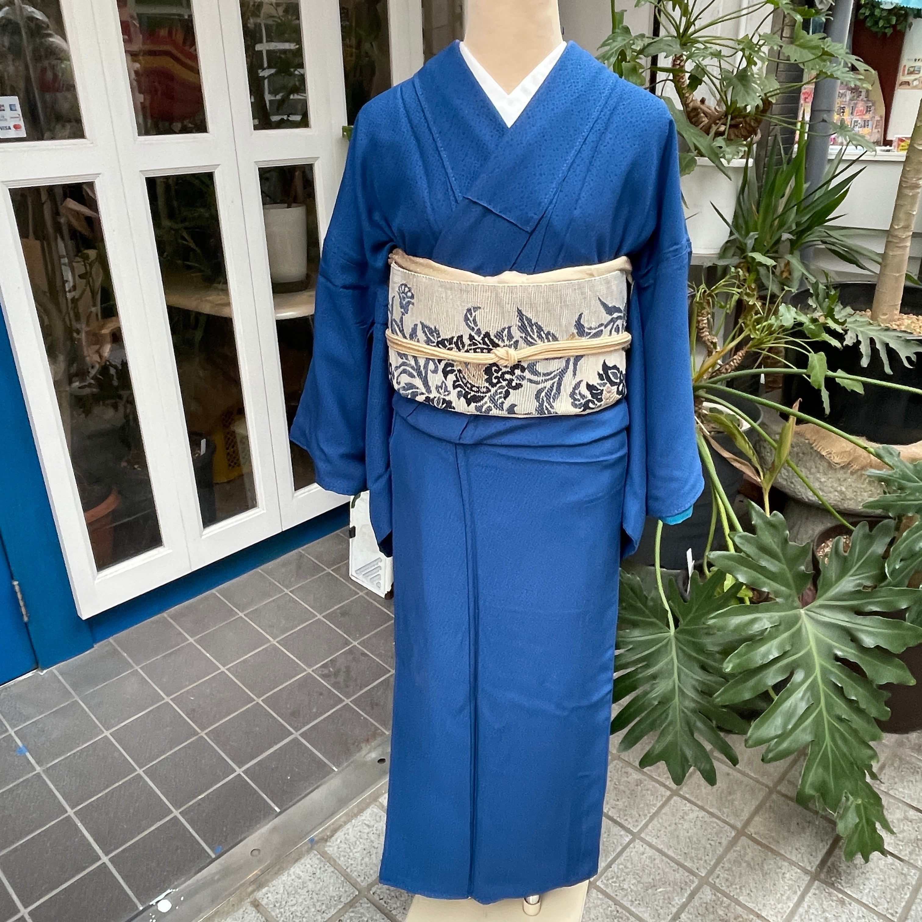 袋帯 六通 博多織 白系 青色 洋花 金糸 証紙あり カジュアル セミ