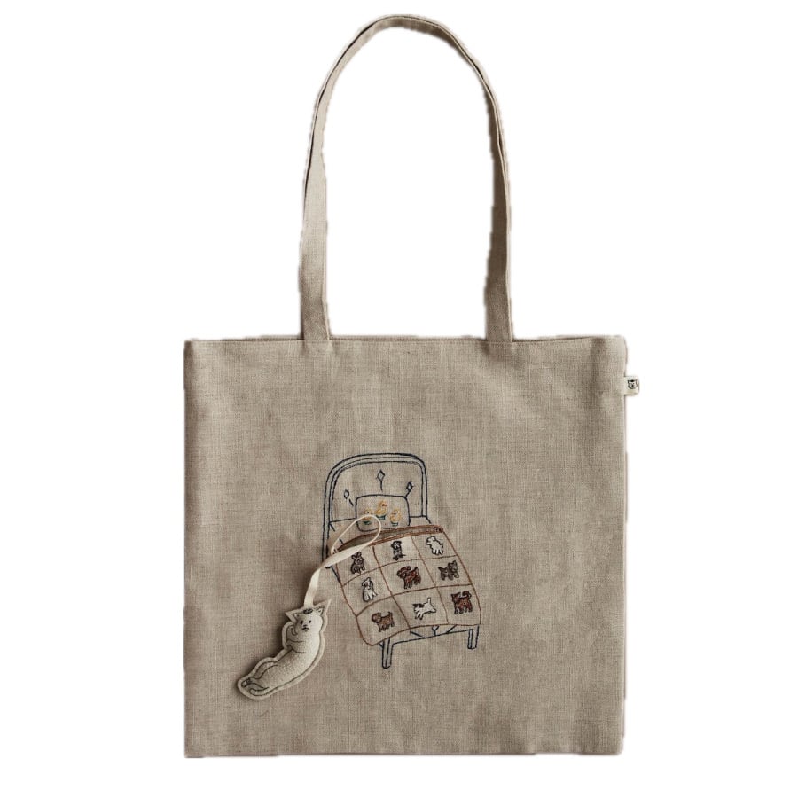 coral & tusk | moncoeur