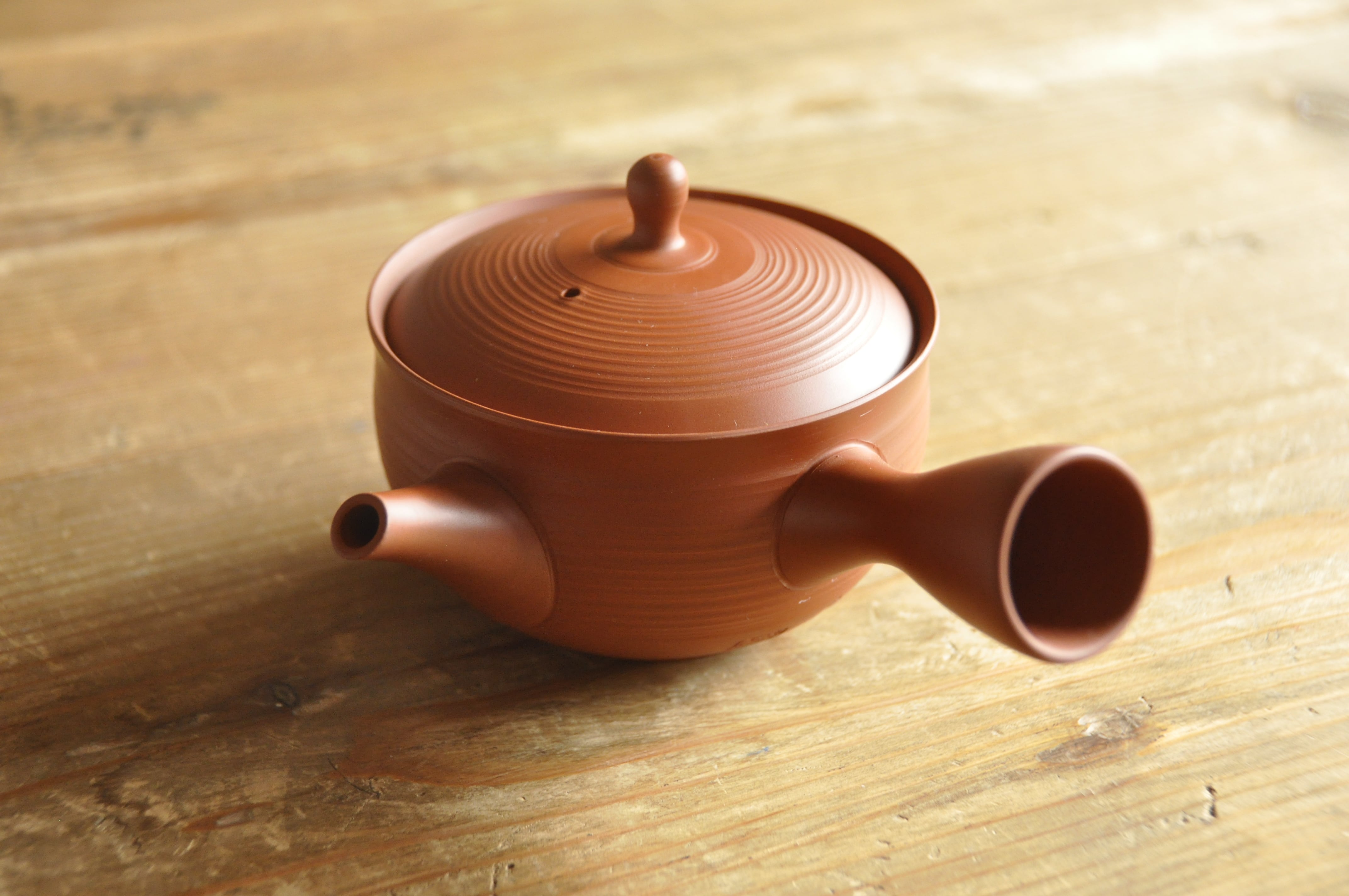 生活の朱泥急須 / 常滑市 / 梅原二郎 | 岡村商店 / 生産者から直仕入れ