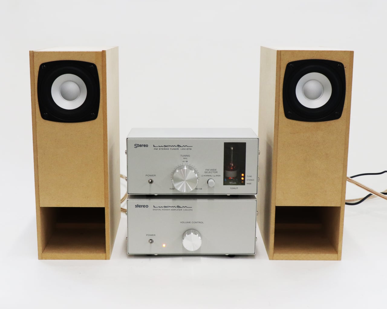 作って楽しむ！ ラックスマン製真空管FMチューナー/スピーカー/アンプ