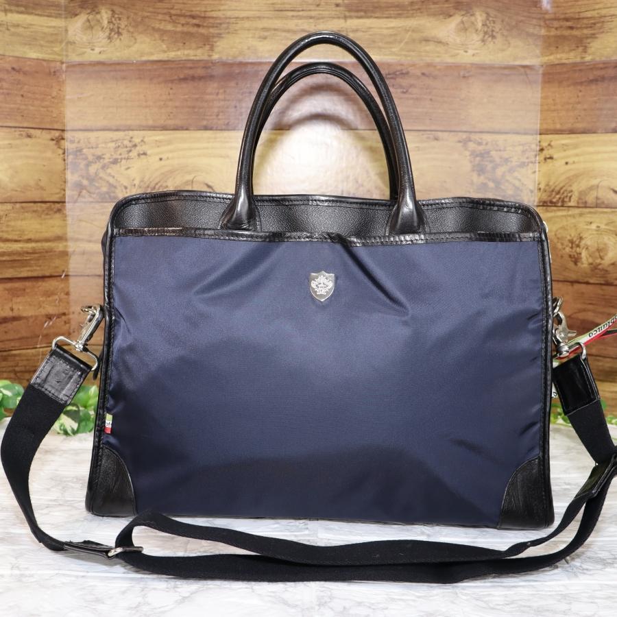 オロビアンコ ビジネスバッグ リモンタ社ナイロン 紺色 A4収納 ほぼ未