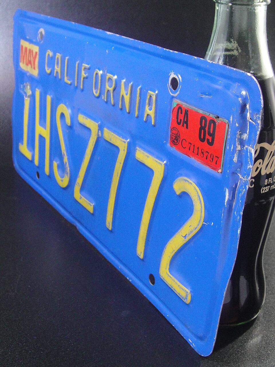 80'sアメリカ・カリフォルニア州ブルーライセンスナンバープレート
