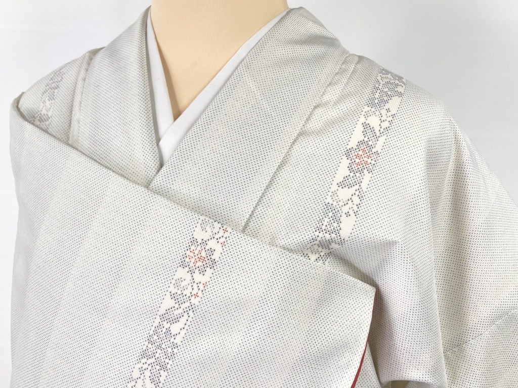 未使用 白大島 証紙付き 本場大島紬 袷 正絹 縦縞 唐花 小紋 白 水色