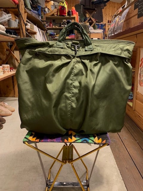 b7f520a7dca1b63b9e9a3bb70e8bed