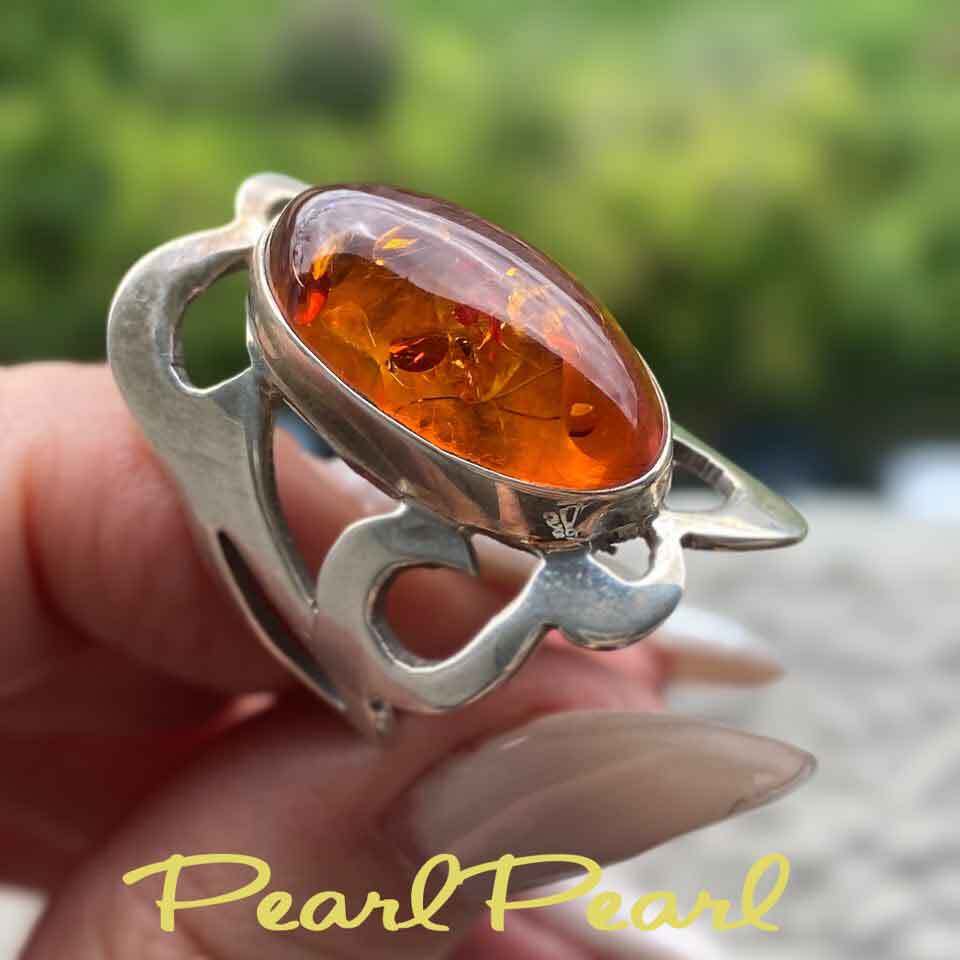 太古の歴史を感じる＊虫入り琥珀フリーサイズリング | 大阪梅田、中崎