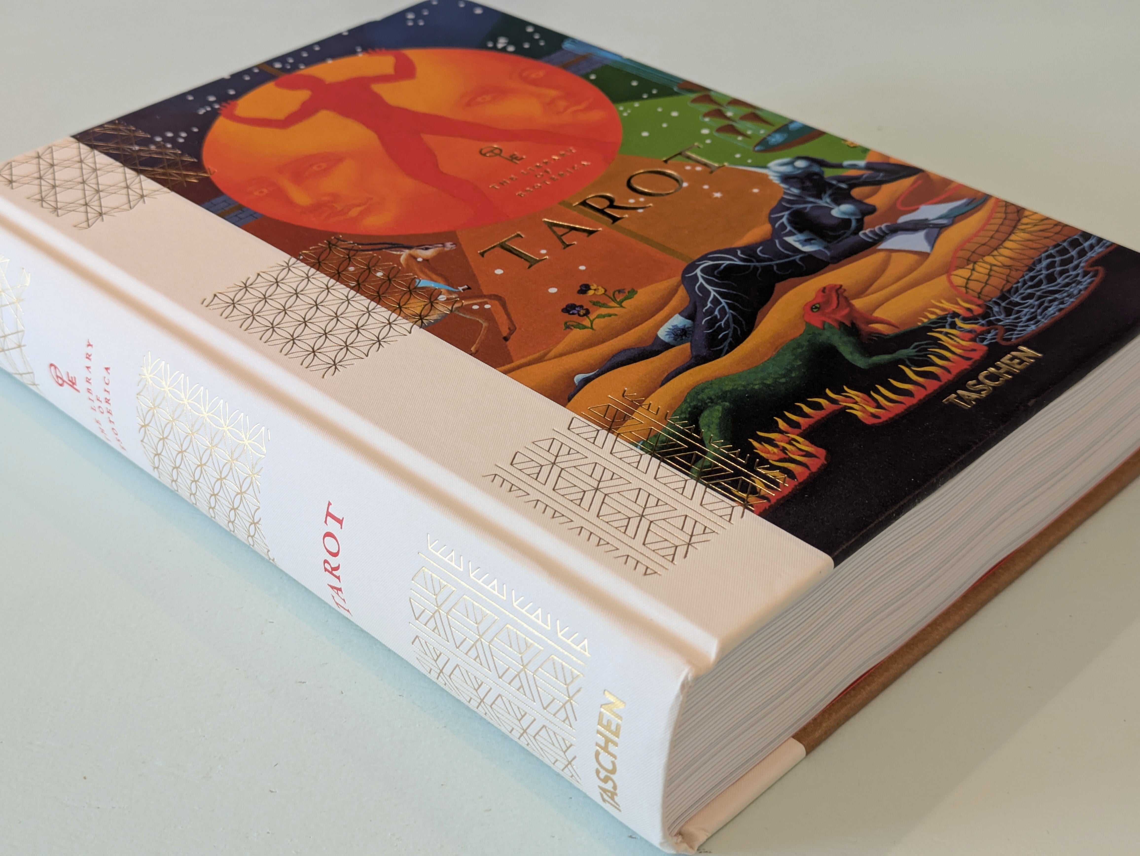 Tarot : The Library of Esoterica / タロット | Photobooks on the