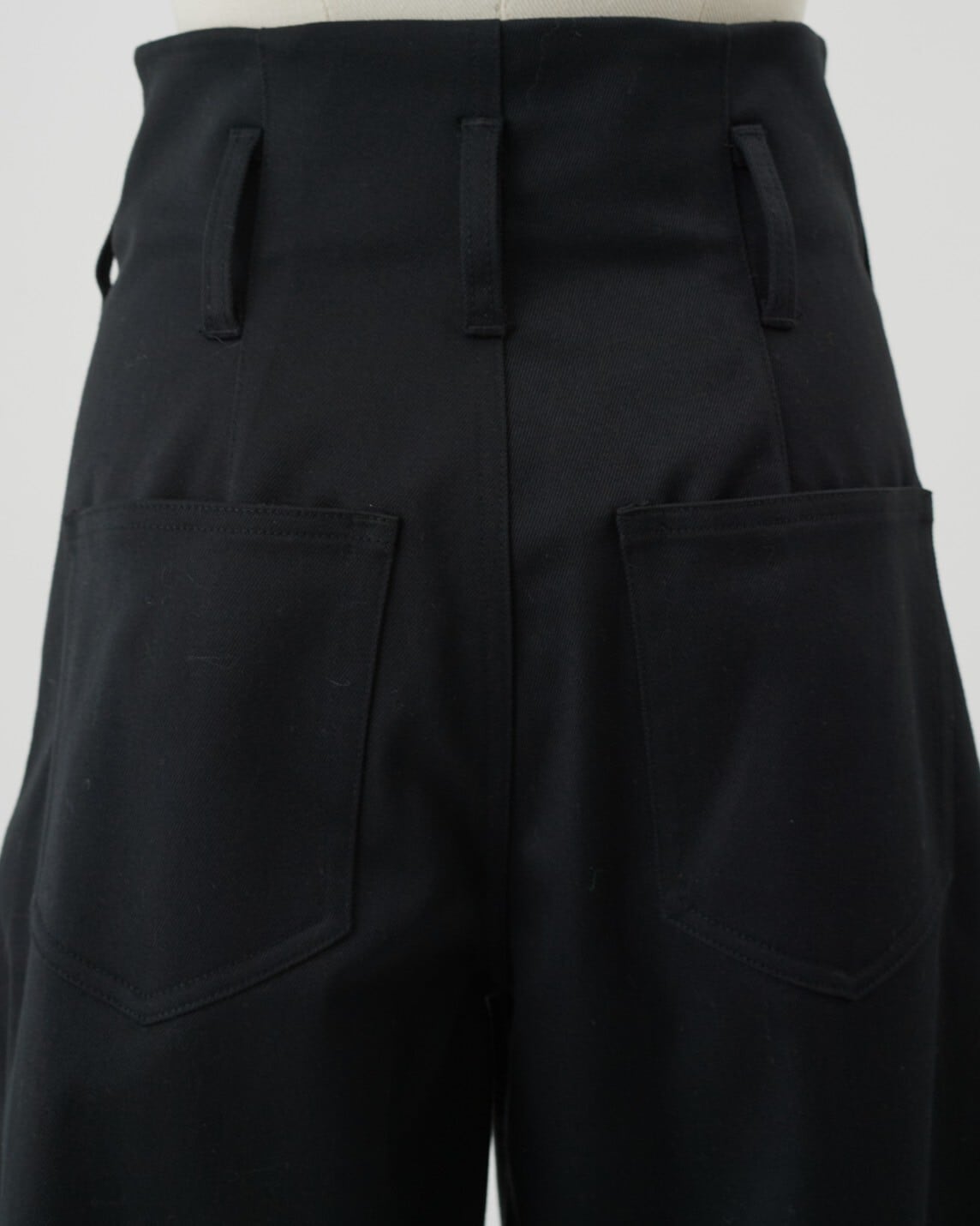 チノワイドパンツ Eric ブラック | Cygne