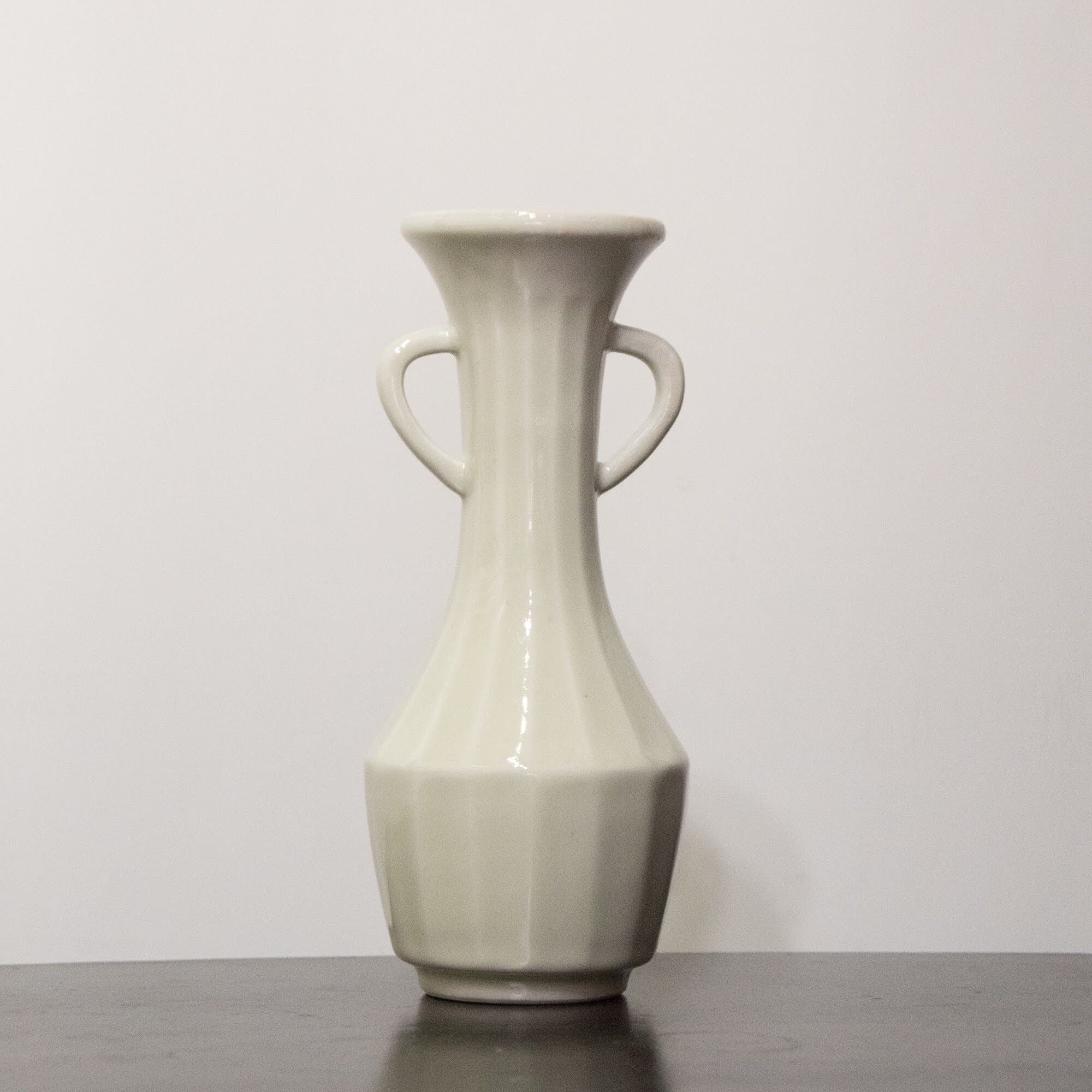 耳付き面取り花瓶 | 陶祖李参平窯 onlineshop