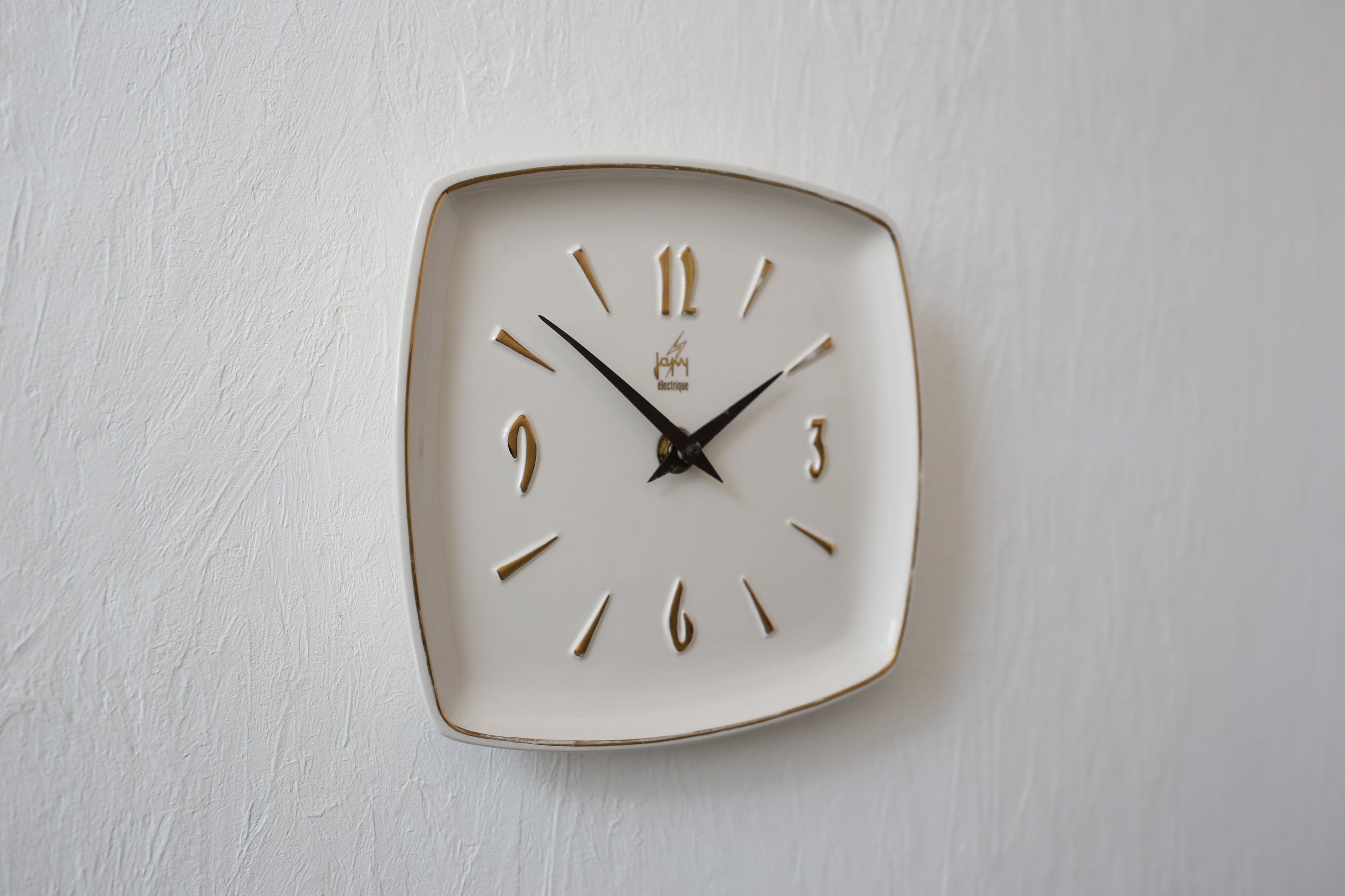 フランス アンティーク ヴィンテージ JAPY 陶器 壁掛け時計 アイボリー