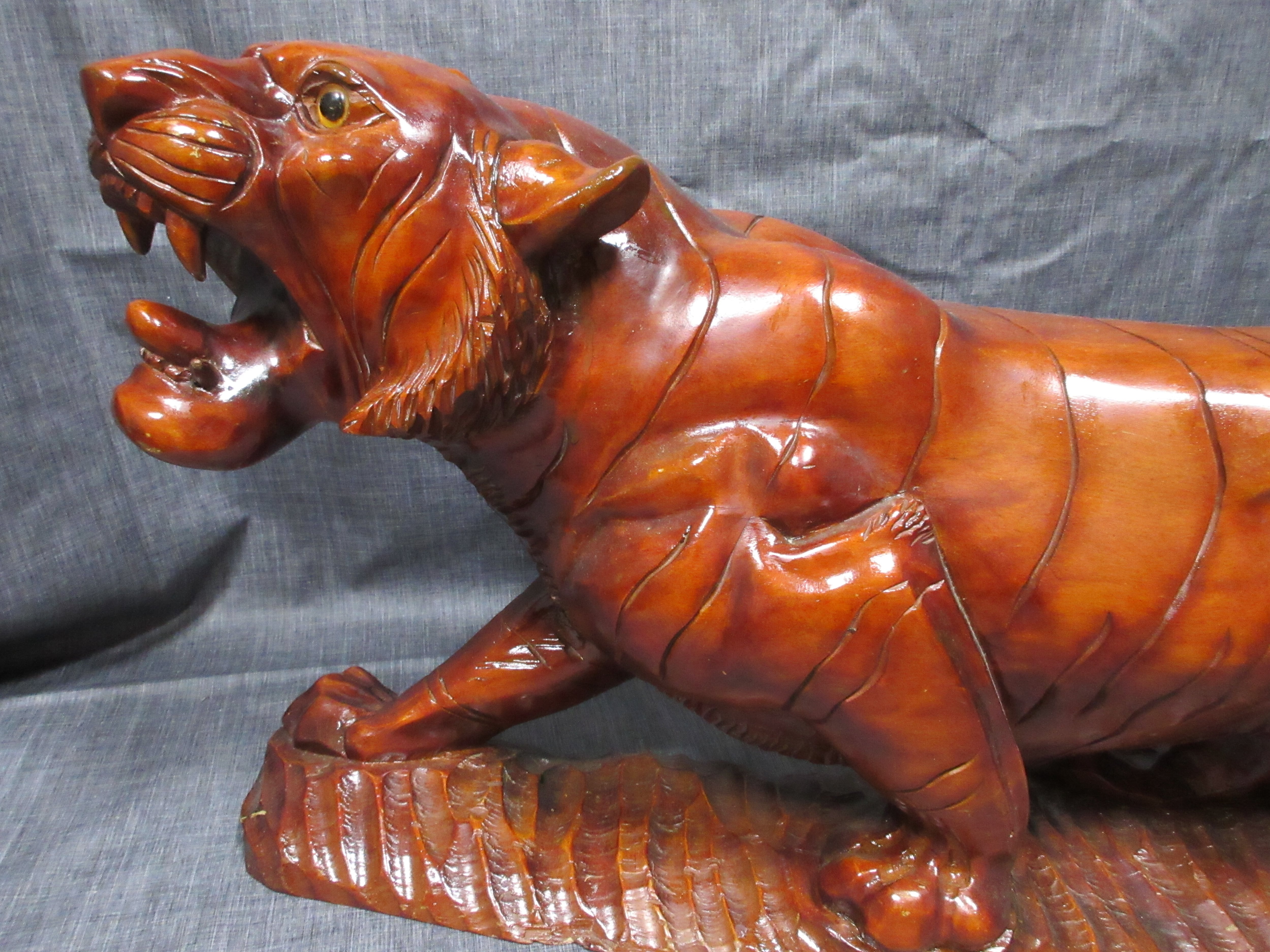 木彫り 虎 寅 とら トラ 一刀彫 彫刻 特大 置物 干支 | ギャラリー寿