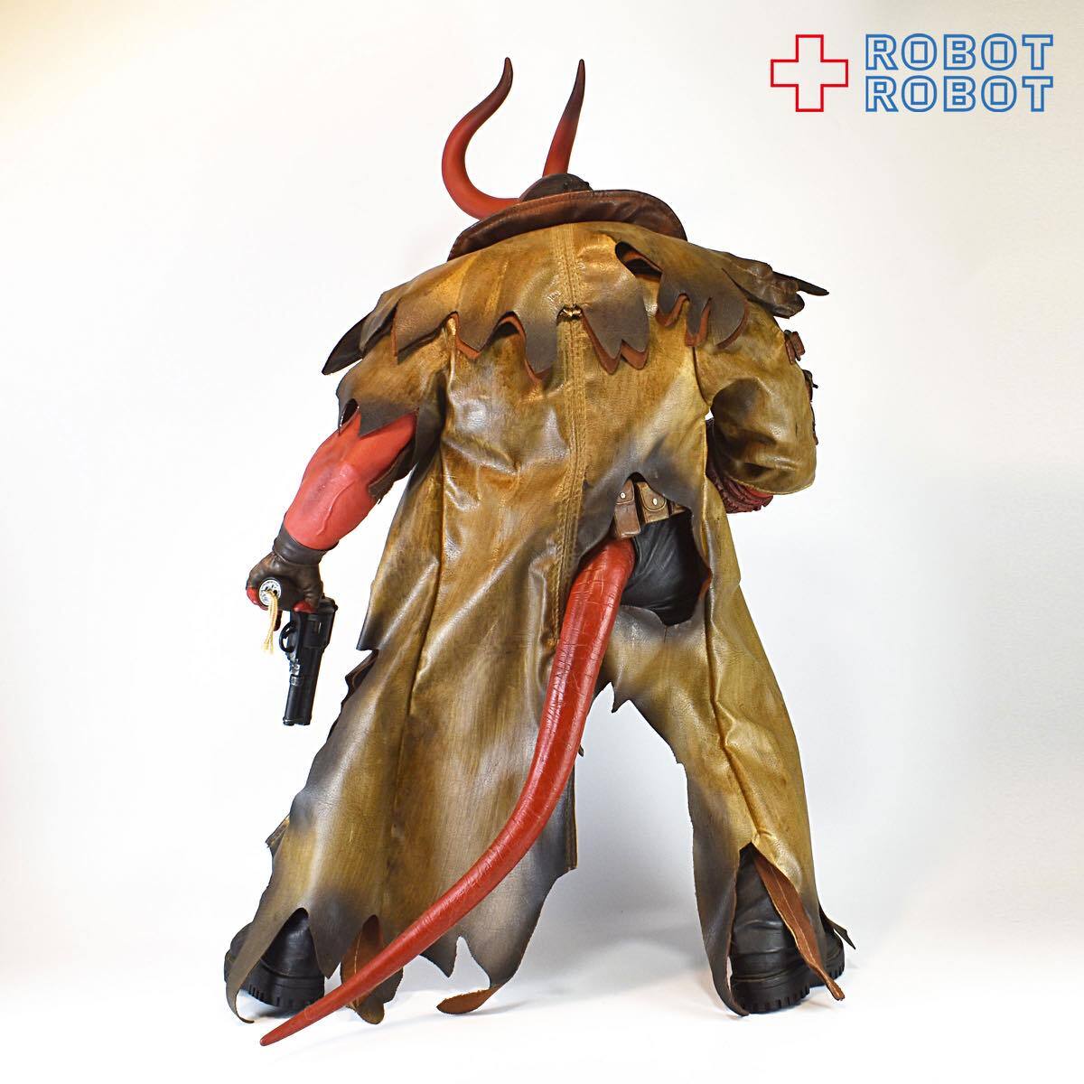 メズコ ヘルボーイ 18インチ つの有り アクションフィギュア | ROBOTROBOT