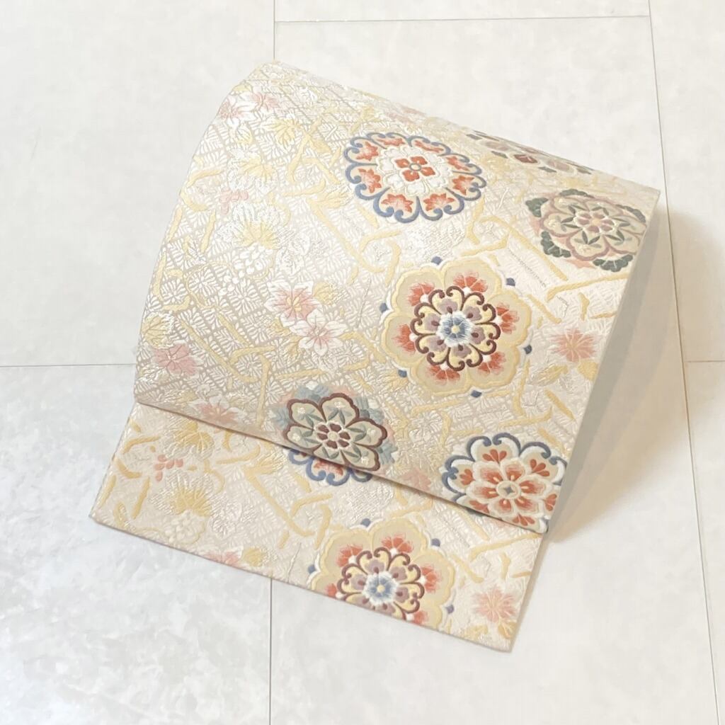 西陣織 唐織り 雪輪取り 華紋 銀通し 袋帯 正絹 花柄 白 ピンク 黄緑