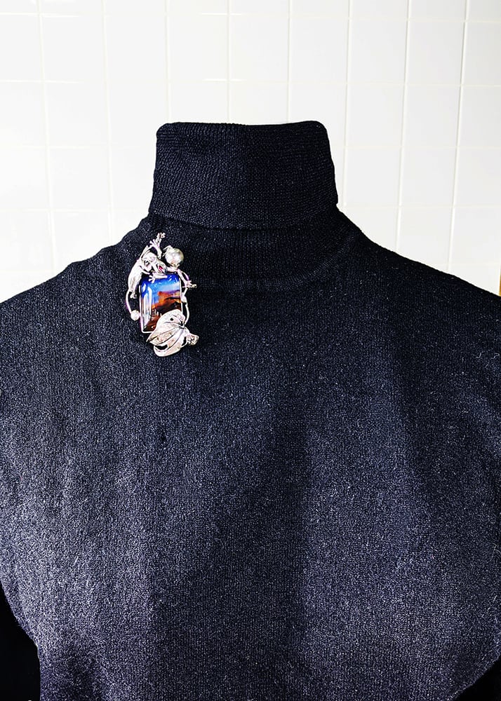 カエルジュエリー ピクチャーメノウ ルビーフロッグ シルバーブローチ