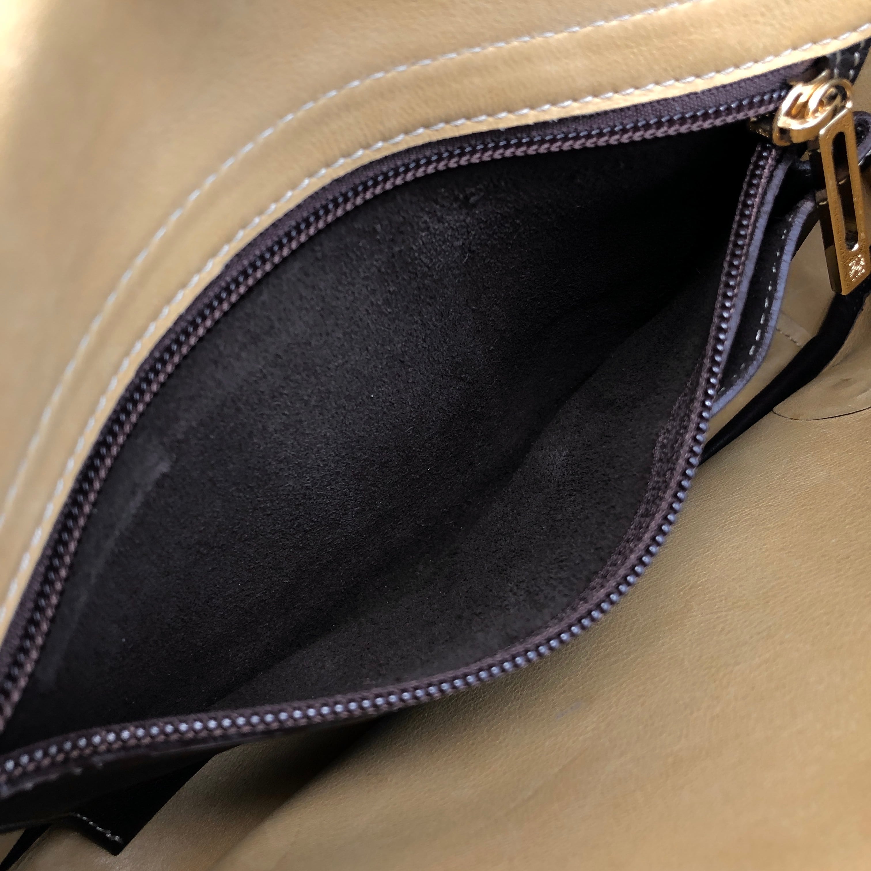 LOEWE ロエベ ショルダーバッグ ベージュ アナグラム スエード