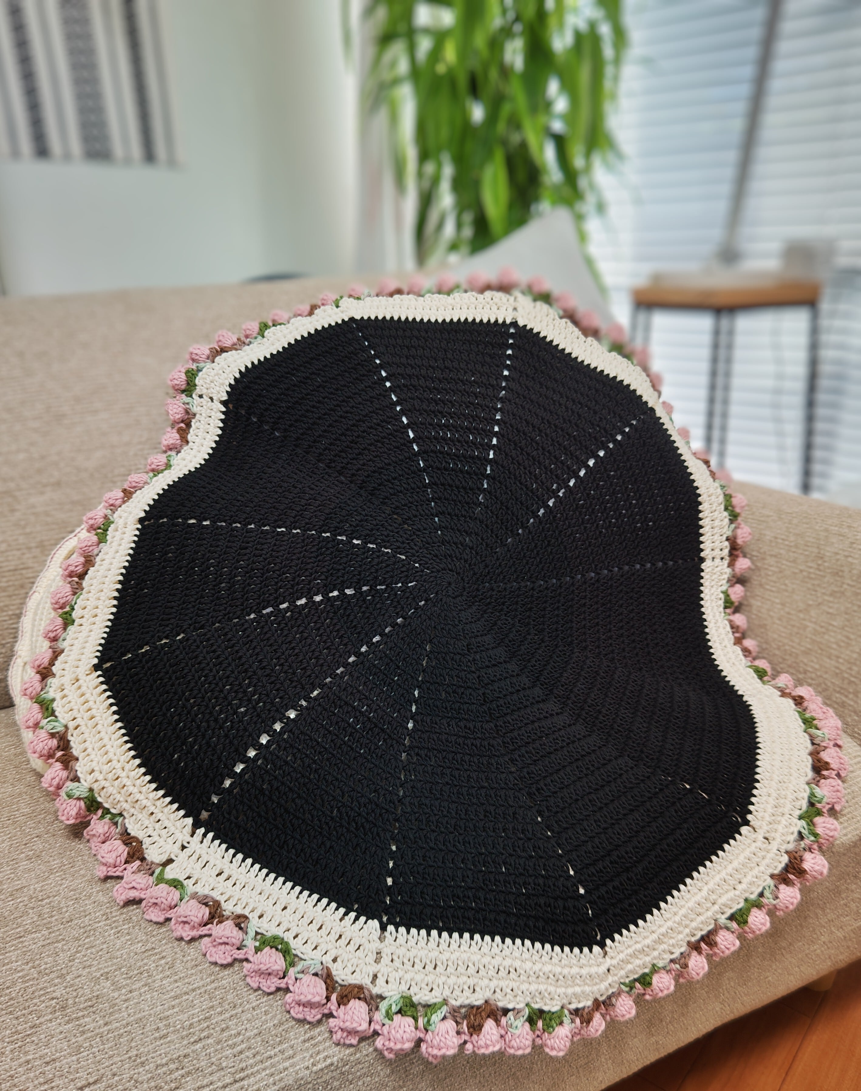 手編み ひざ掛け ブランケット インテリア雑貨 マルチカバー 円形 72cm