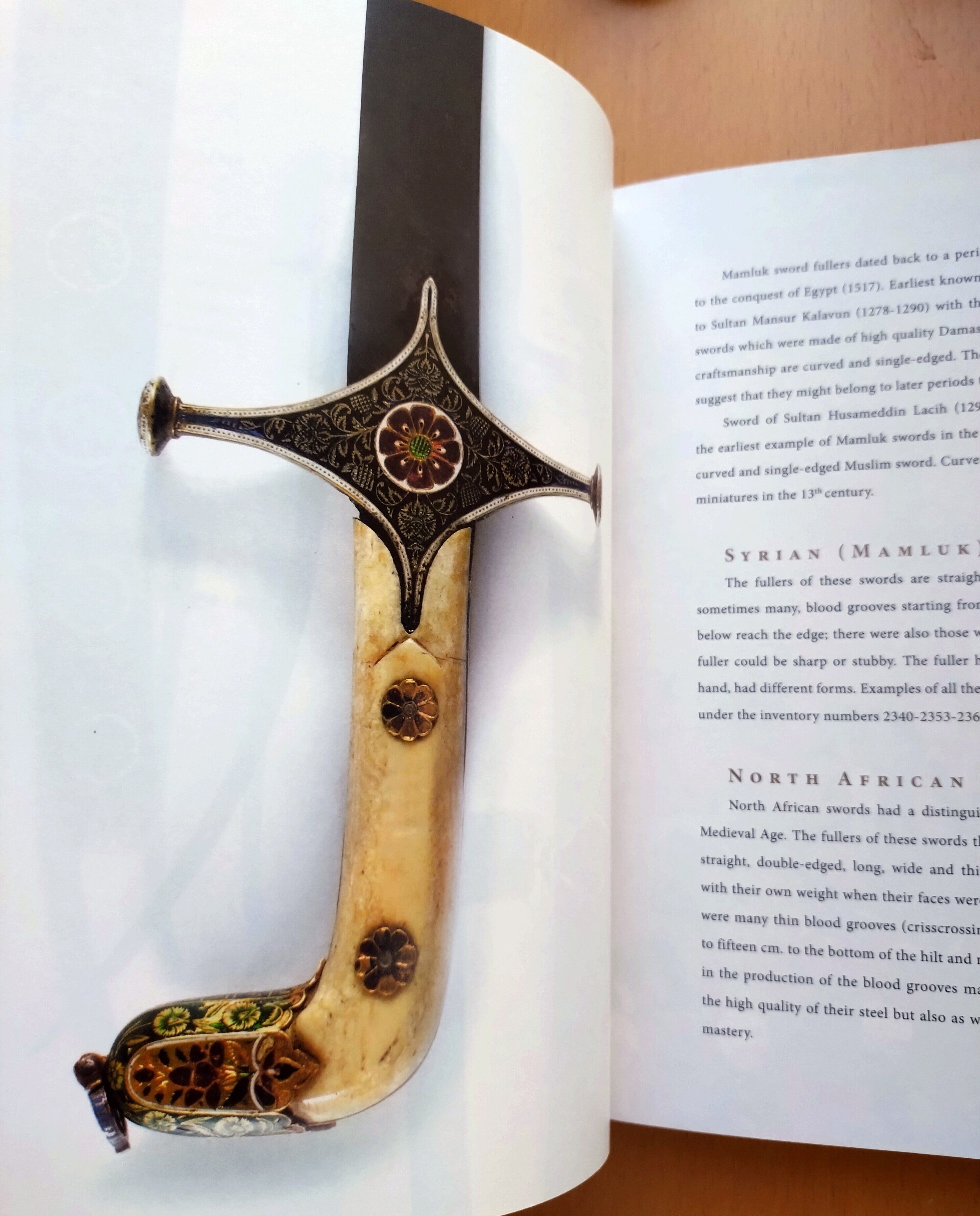 トプカプ宮殿 武器コレクション / The Arms of the Sultans The Arms