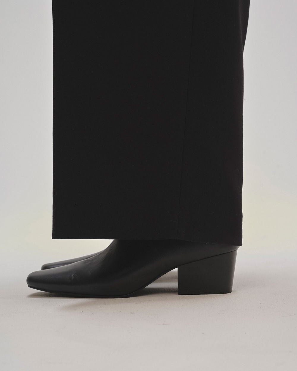 TODAYFUL(トゥデイフル) Squaretoe Leather Sabot | サウスオレンジ