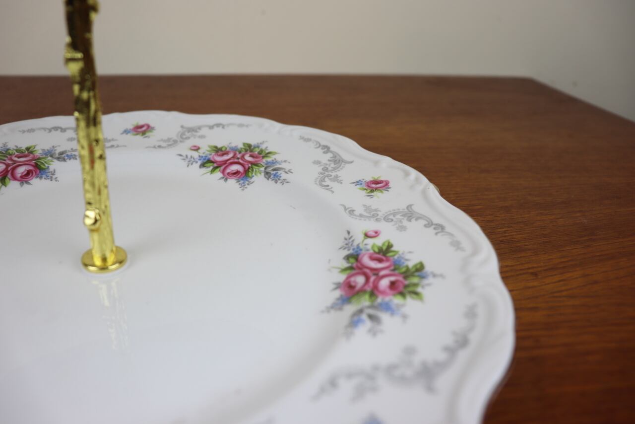 ロイヤルアルバート トランキュリティ 3段ケーキスタンド