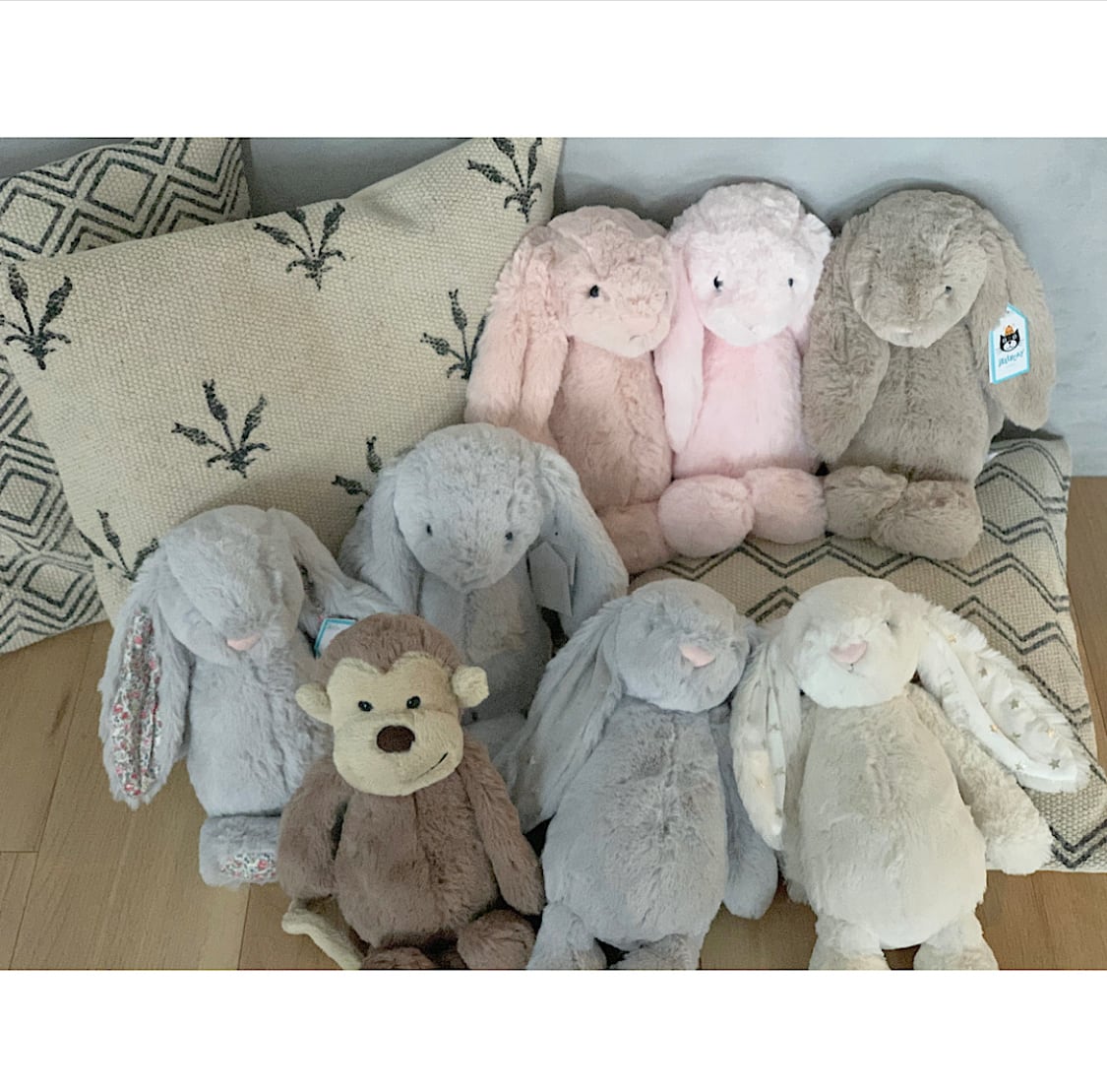 Jelly cat / ジェリーキャット Bashful Blush Bunny Medium ぬいぐるみ