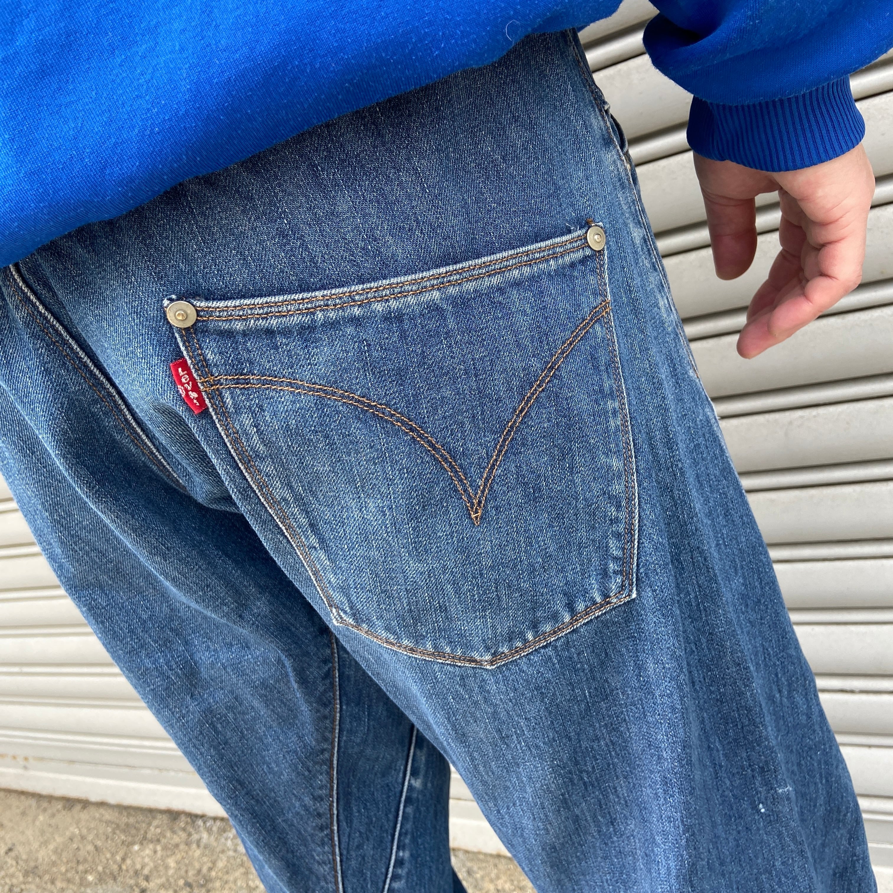 リーバイスエンジニアードジーンズ リーバイス 立体裁断 デニムパンツ