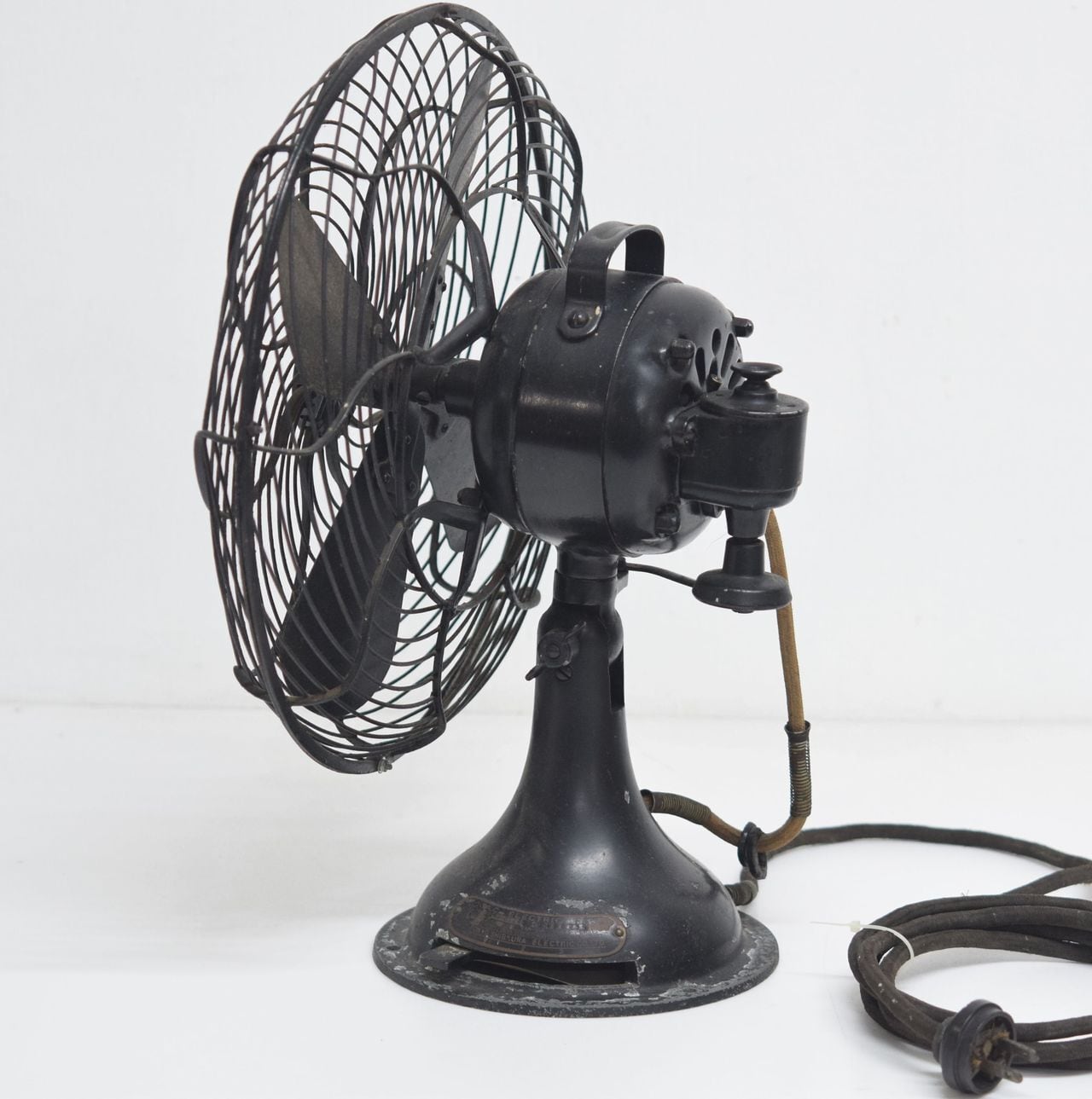 dce696a58dbf333072f0f2a6539b2e