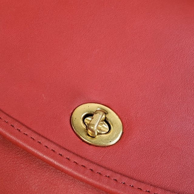 オールドコーチ ☆USA製 ターンロック 2WAY ショルダーバッグ レッド