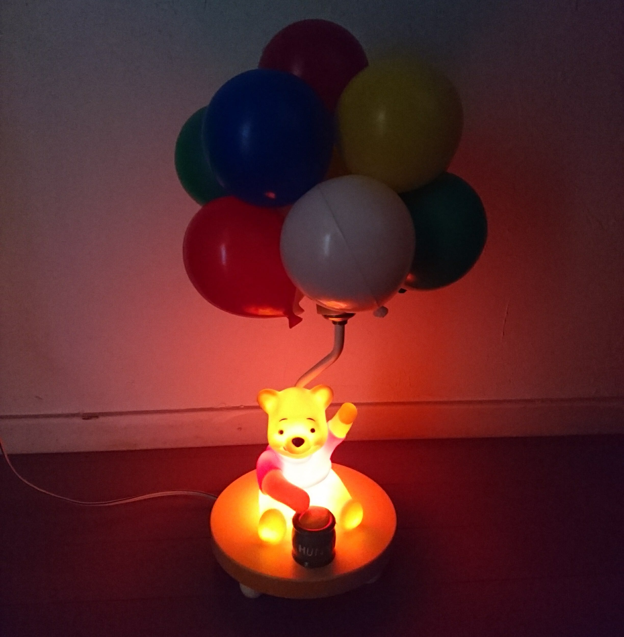 80s クマのプーさん バルーンランプ | beach side vintage