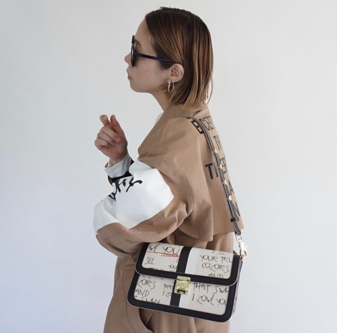 intoxic. 】グラフィティ シテ ラージ ミルククリーム(CB-007B