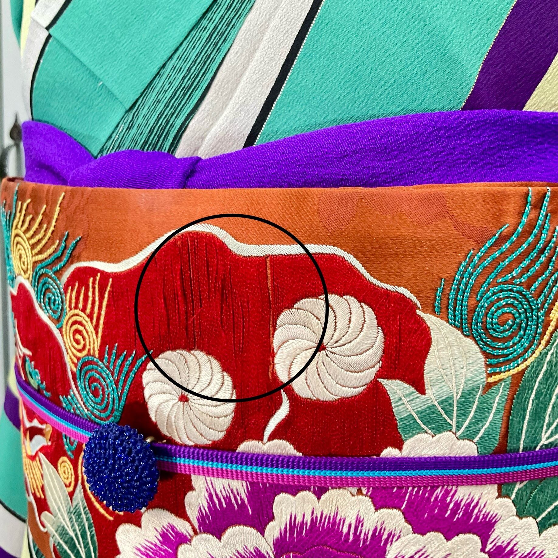 牡丹と獅子＊刺繍帯 唐獅子 ボタン 茶繻子 アンティーク名古屋帯 A464