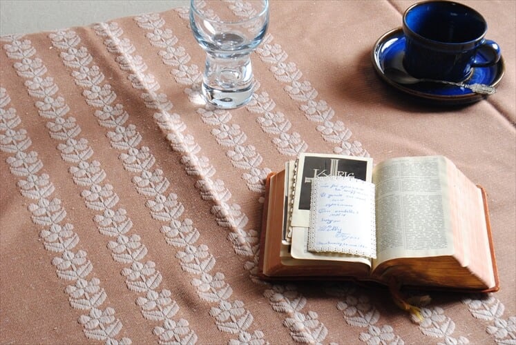 デンマークの古いヴィンテージ 刺繍 クロス 大判220x132cm 北欧