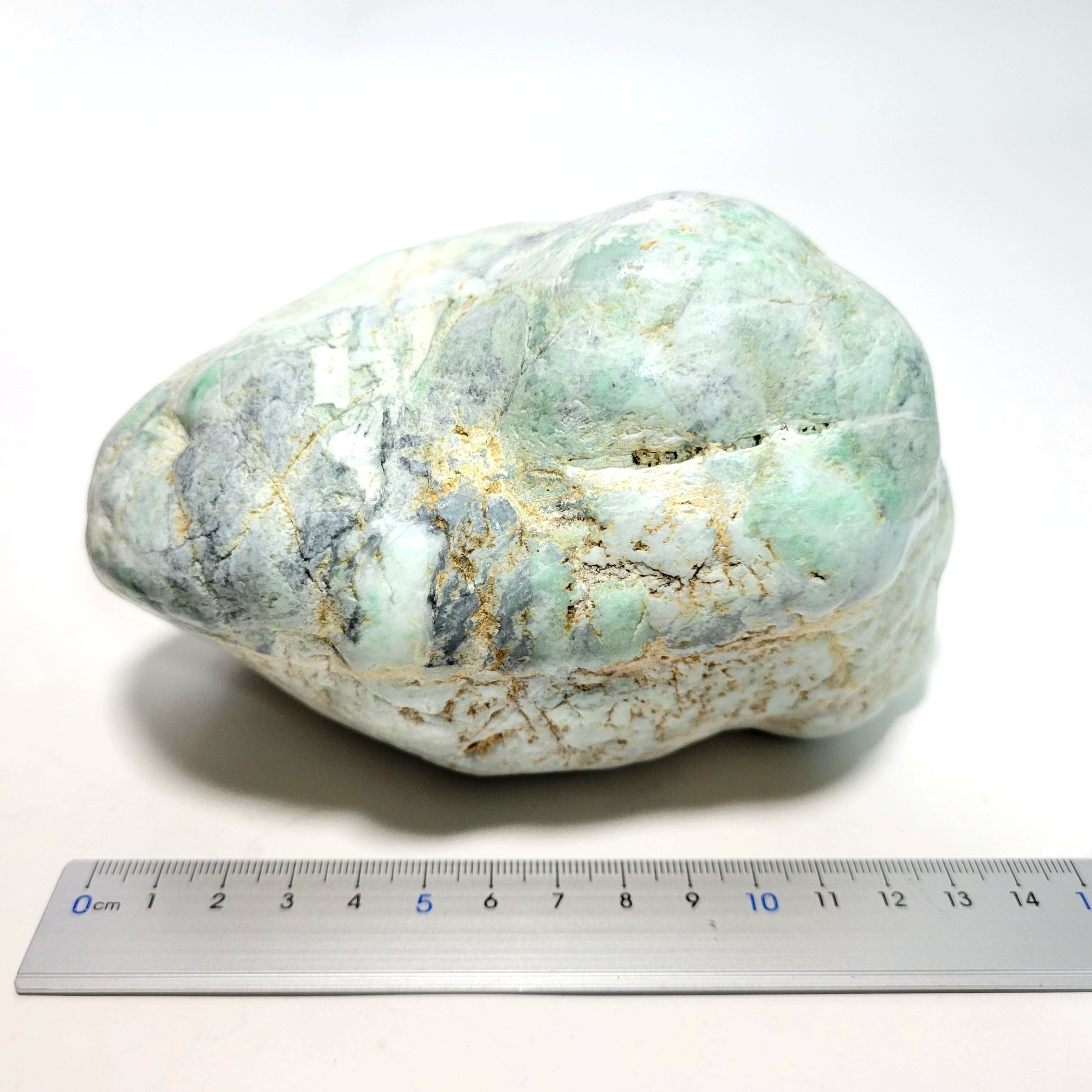 糸魚川翡翠:原石:姫川:川石 BG0026 | 糸魚川翡翠工芸家 赤羽可行BASE