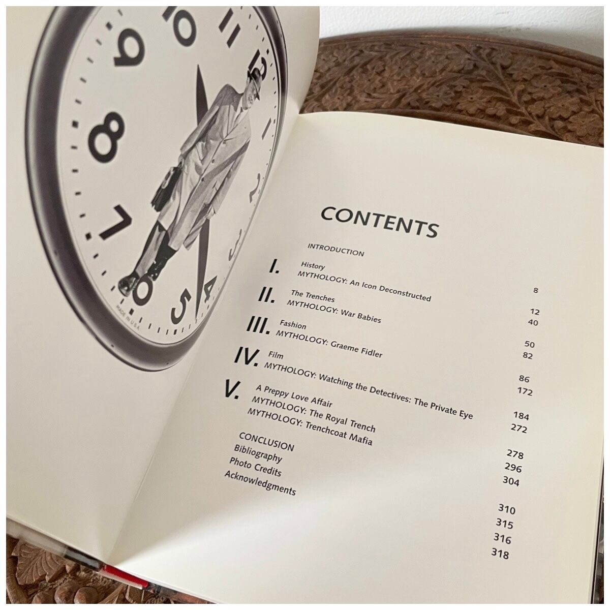 古書 洋書 The Trench Book トレンチコート 服飾史 | KIRA CLOSET vintage