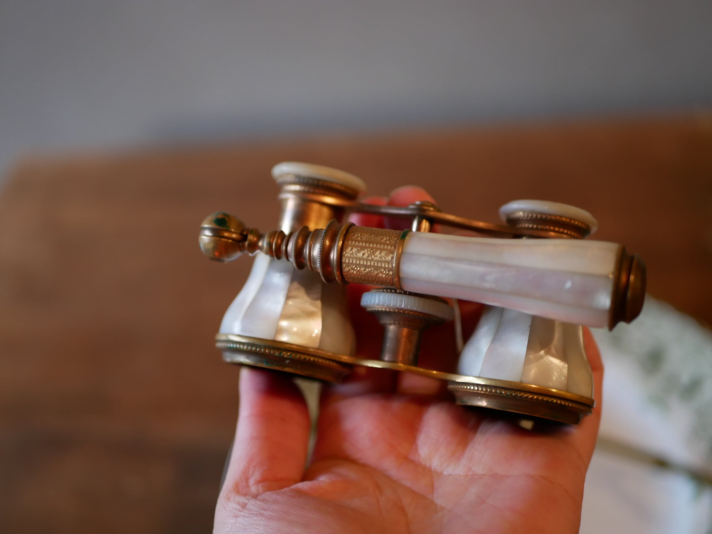 白蝶貝 オペラグラス フランスアンティーク マザーオブパール ハンドル